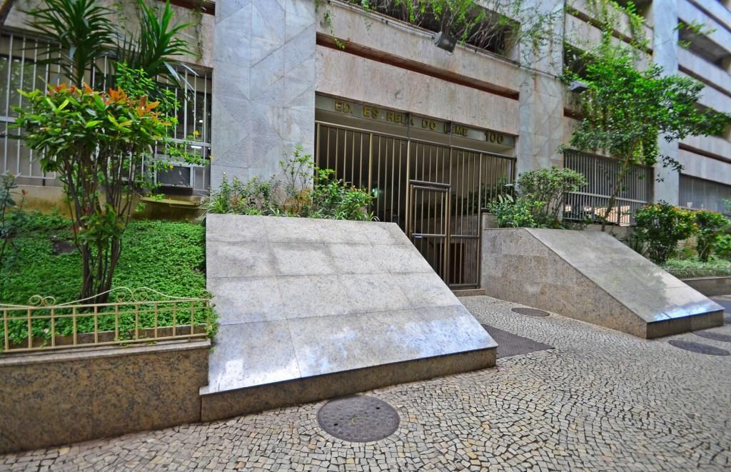 Confortavel E Seguro 2 Quartos Com Varanda No Leme Ріо-де-Жанейро Екстер'єр фото